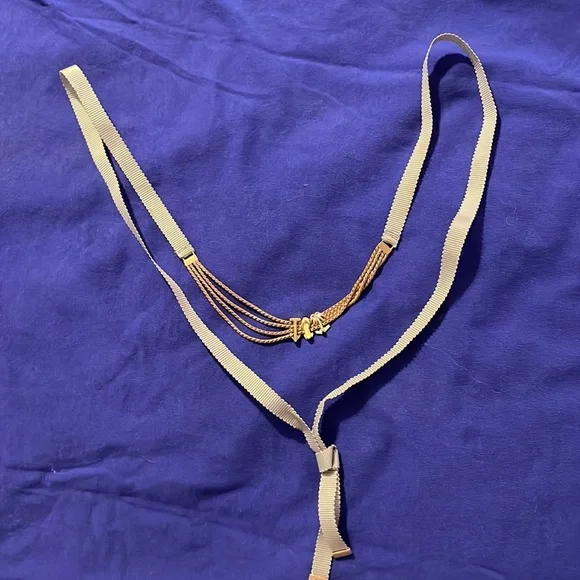 Necklace with 3 charms - Picture 5 of 5